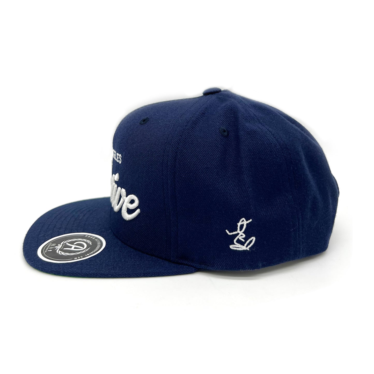 AKTIVE Los Angeles Classic Snapback in Navy